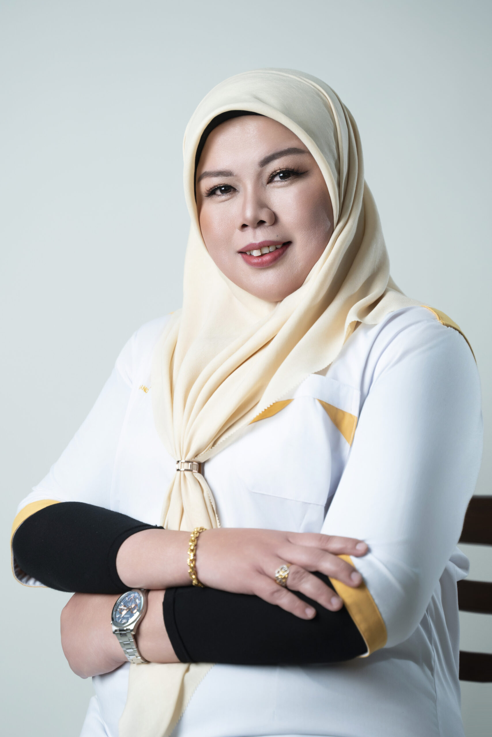 DIANA SANIP